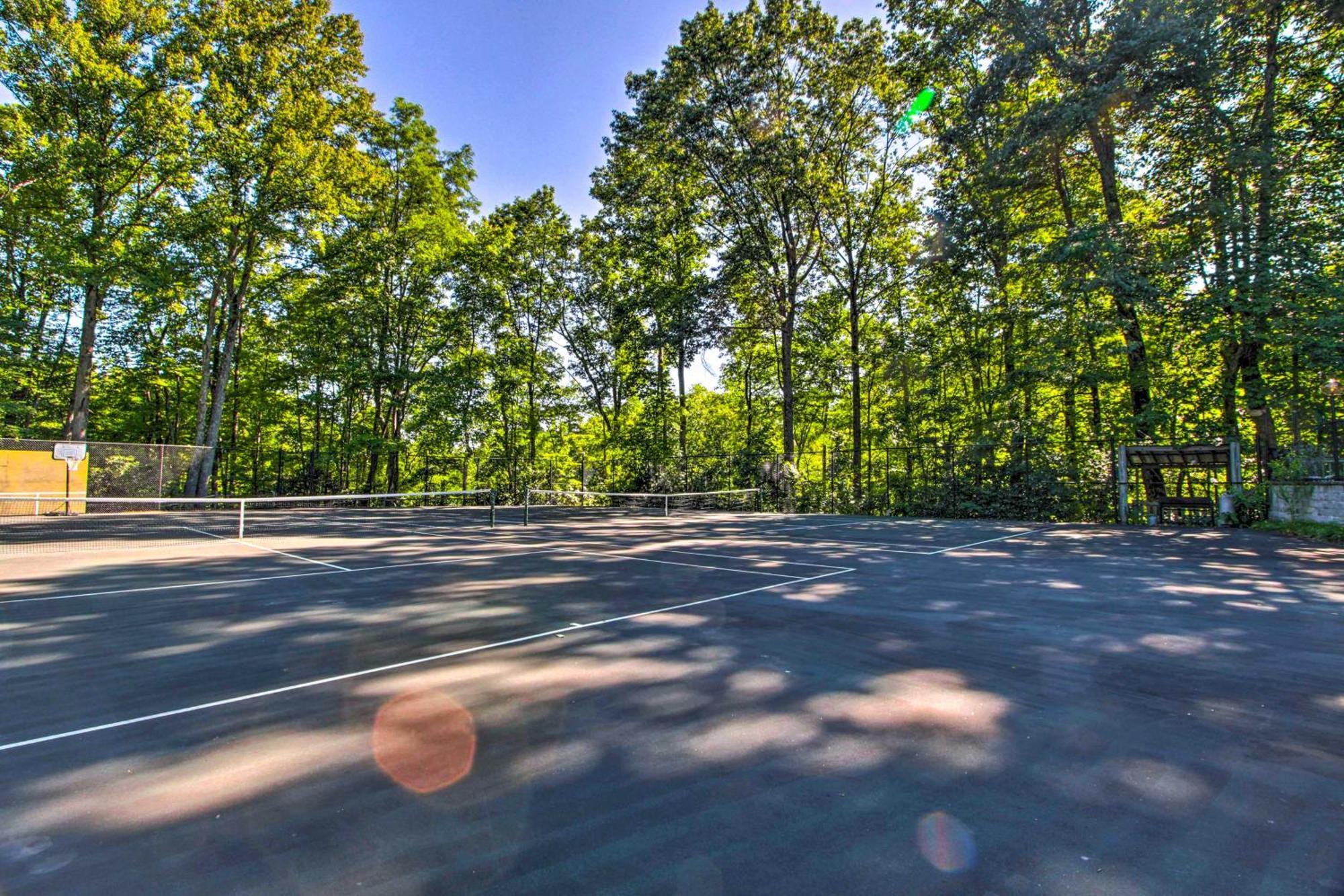 Gatlinburg Vacation Rental Balcony With Hot Tub! Eksteriør billede